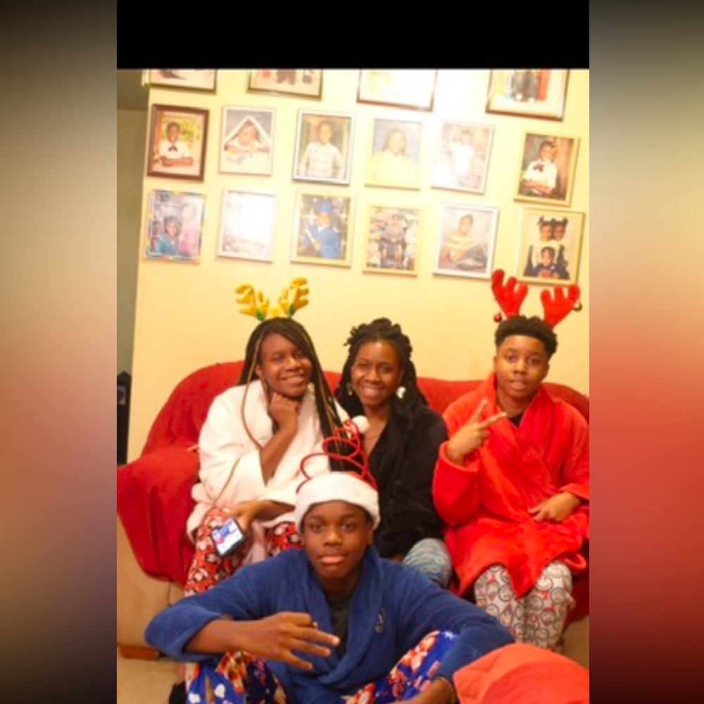 IMAAA WHOLEEE VIBEEE ISSS LIVEEEE‼️‼️ - Picture 8 of 17